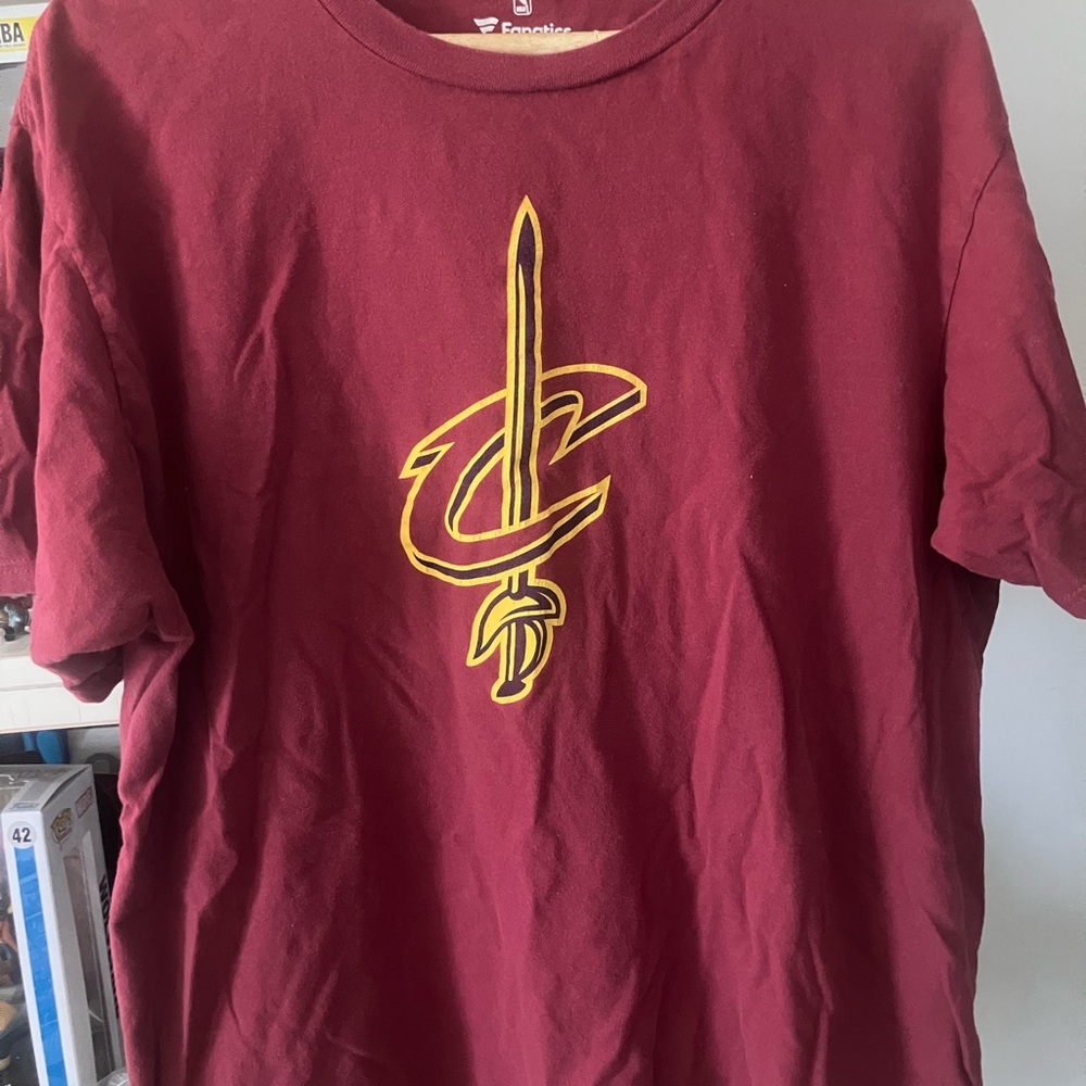 Fanatics Cleveland Cavaliers NBA T Shirt Maroon/Gold Mens Large L
